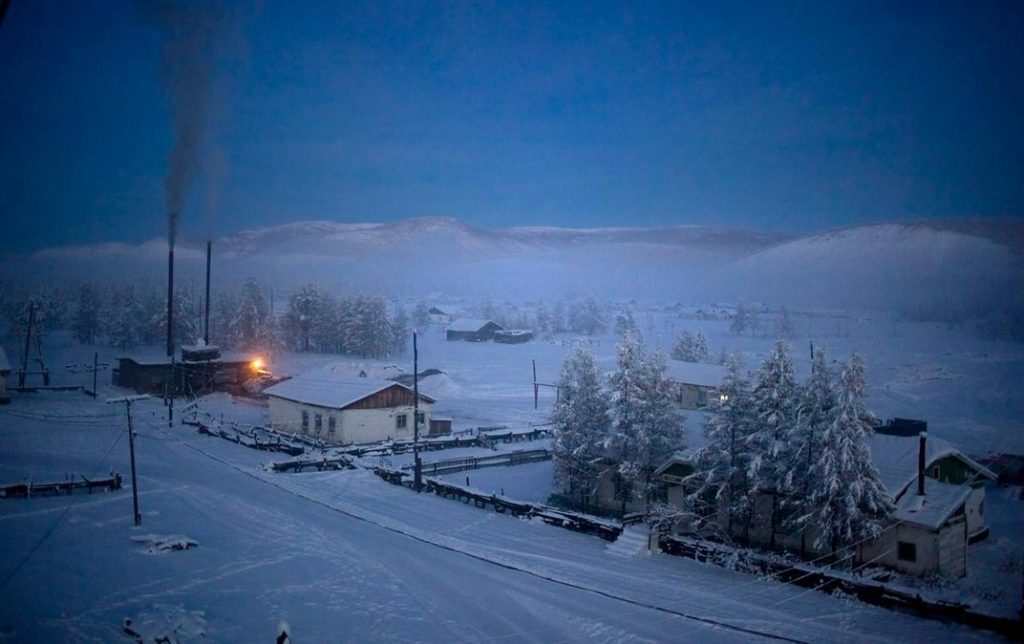 16_Oymyakon villiage at dawn