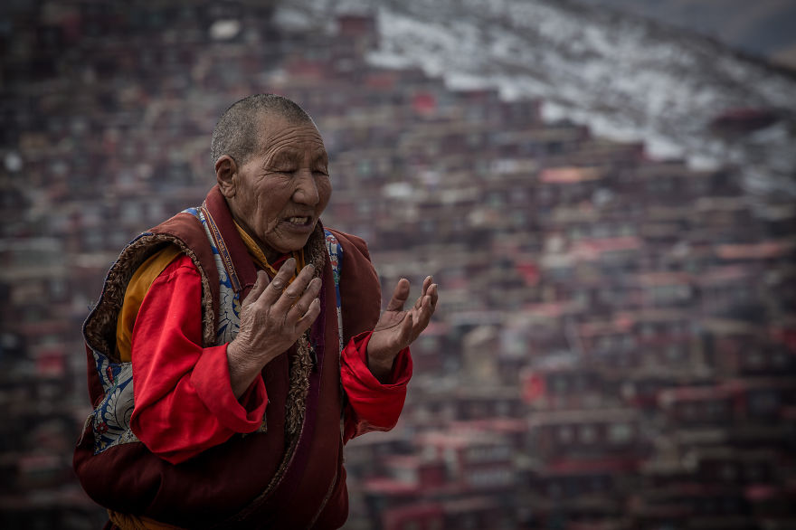 5_Tibetan monks Village