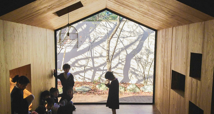 7_Tiny House Mantion for Kids