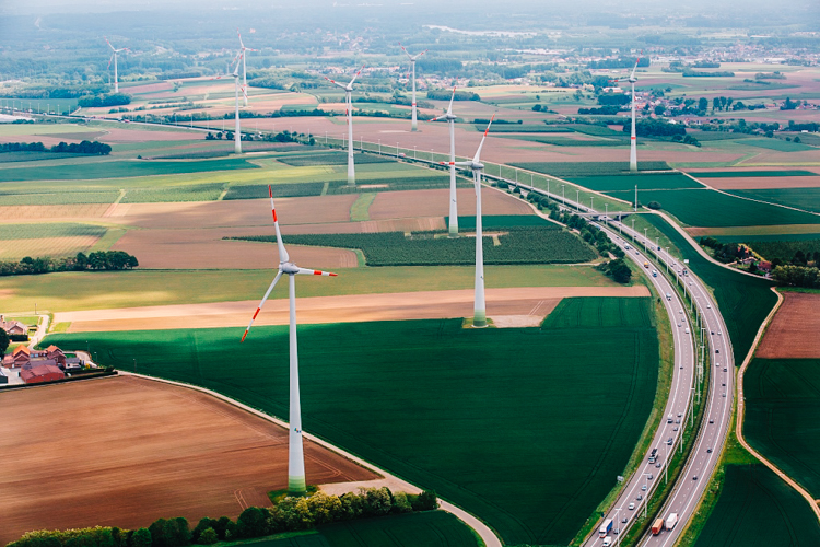 5_Dutch Trains run on Wind energy