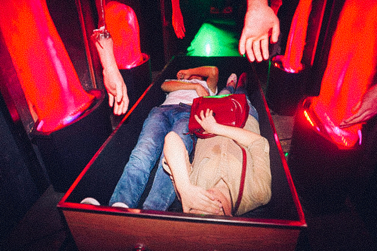 3_Chinese amusement park death simulator