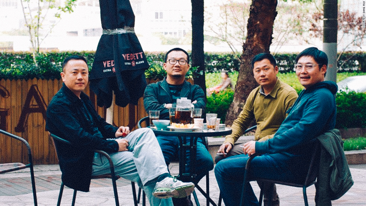 6_Chinese amusement park death simulator