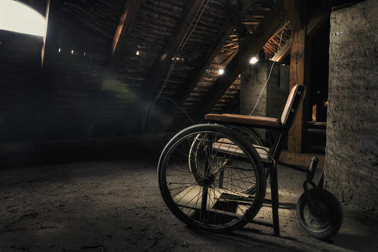 9_photos of abandoned buildings