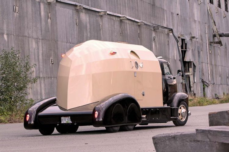 4_ Chevy’s classic truck camper