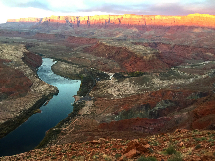 5_best friends quit their jobs to visit 59 national parks