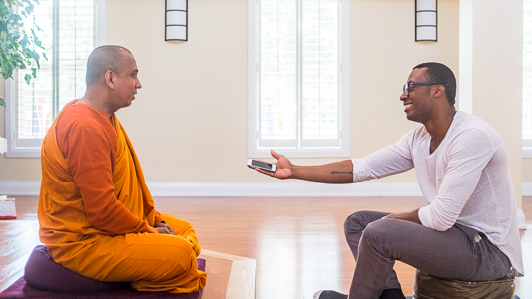 4_city monk taught me to silence the outside world