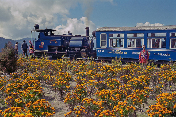 5_adventure travel train routes